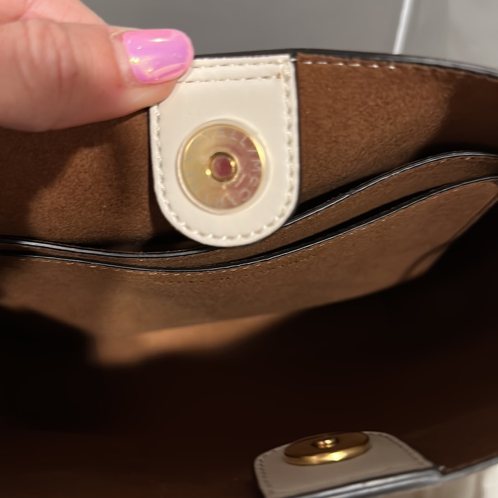 Stella McCartney perforated logo crossbody - Picture 3 of 6